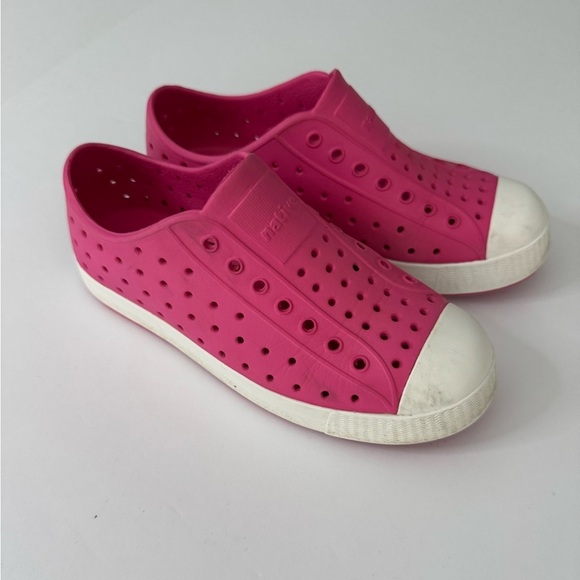 Native Shoes Other - Native Shoes Kids' Jefferson Pink Slip-On Shoe Size 2